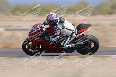 media/Oct-09-2022-SoCal Trackdays (Sun) [[95640aeeb6]]/Turn 15 Inside Distant Pans (1145am)/